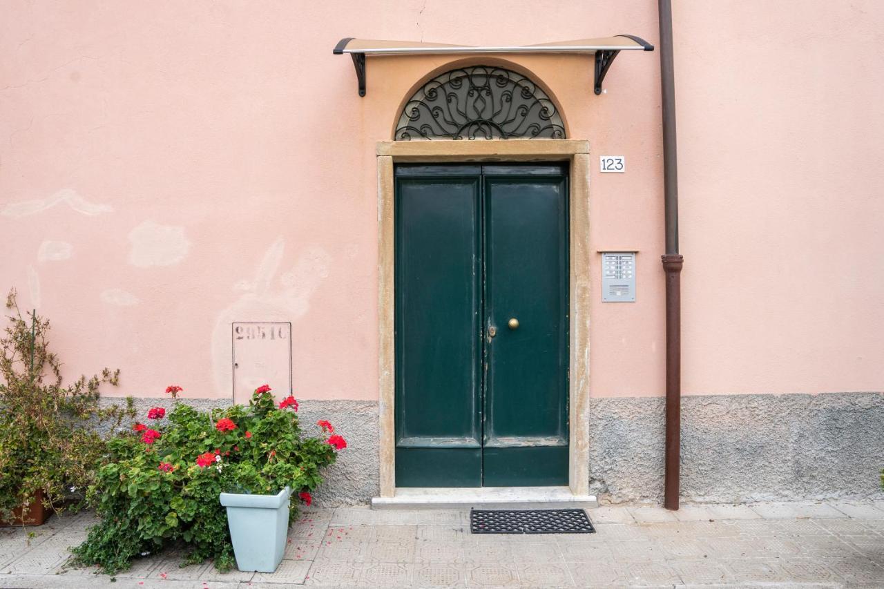 007 - Casa Marina Fronte Mare Tra Borgo E Spiaggia Sestri Levante Exteriör bild